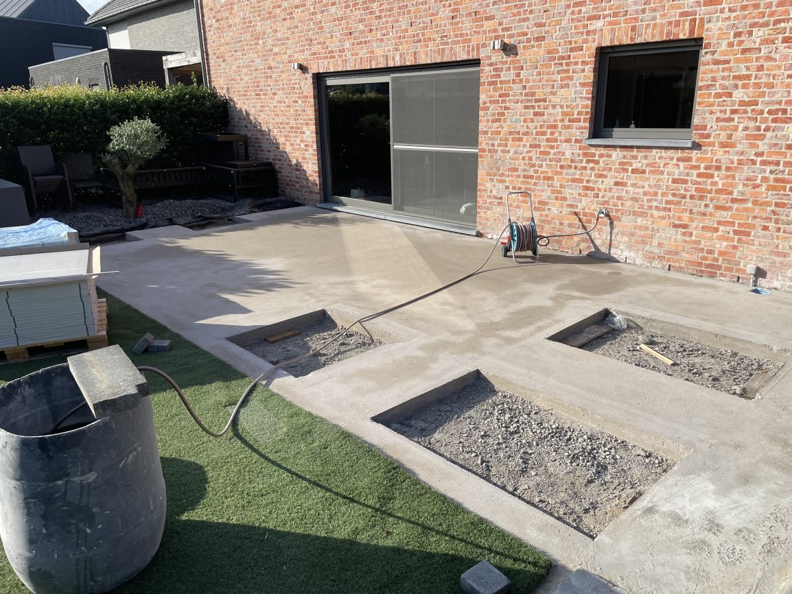 Voorbereiden werken terras